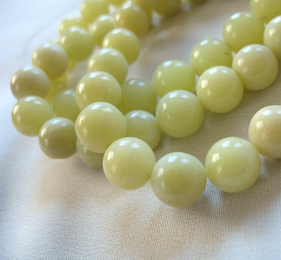 New Jade Light Yellow Green Stone Round Beads by EleganciaBeads