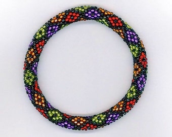 Bead Crochet Pattern: Nine Color Little Diamonds Bead Crochet Bangle Pattern