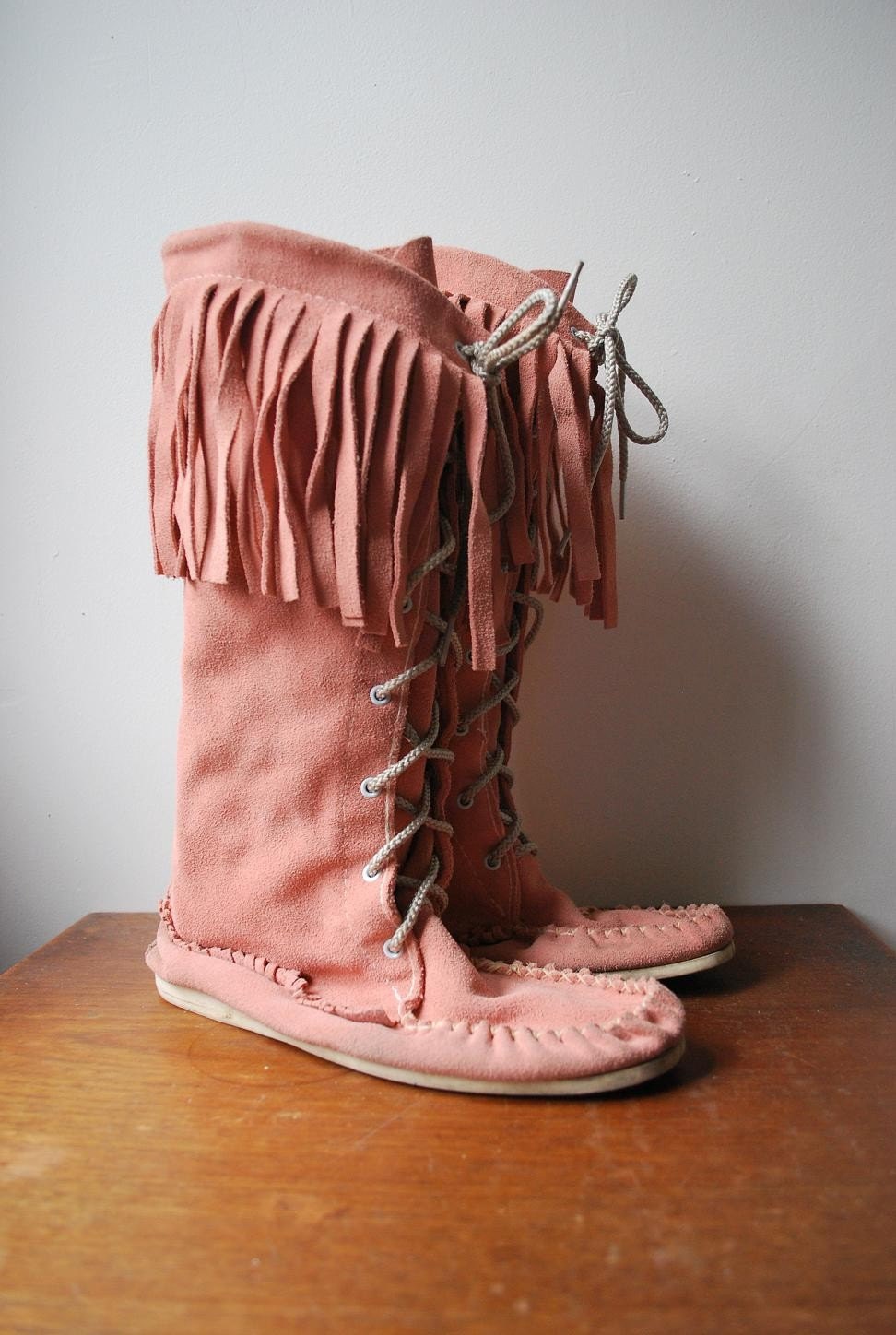 Pink Moccasin Boots Size 77.5 by Thevintageramble on Etsy