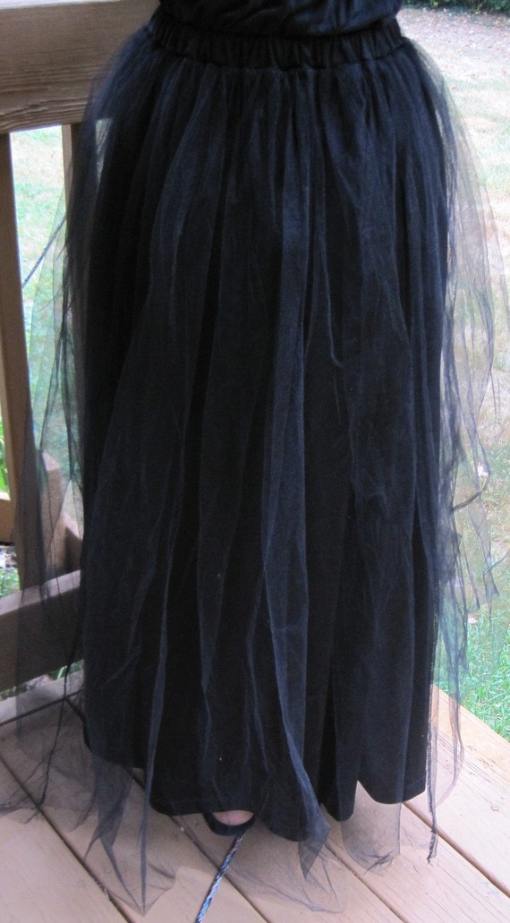 Black long skirt with lace gothic vampire witch costume