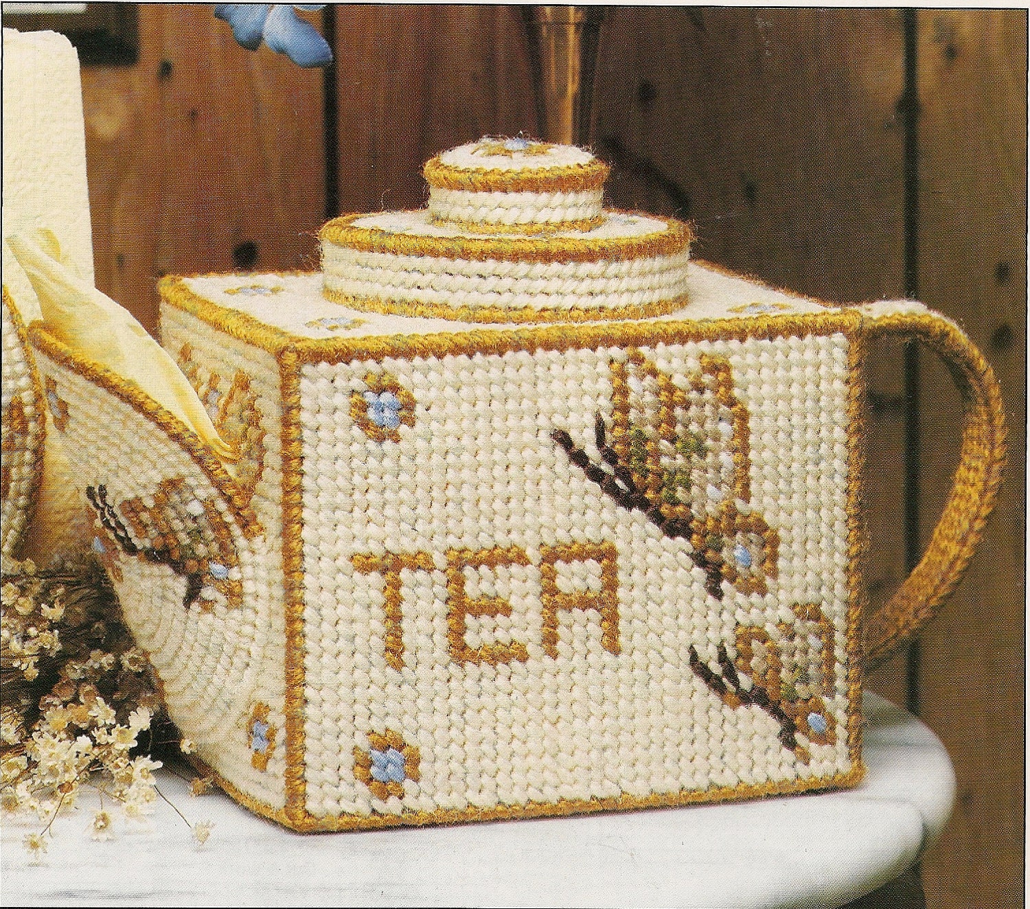 Items similar to Teapot Tissue Cover Plastic Canvas Pattern on Etsy