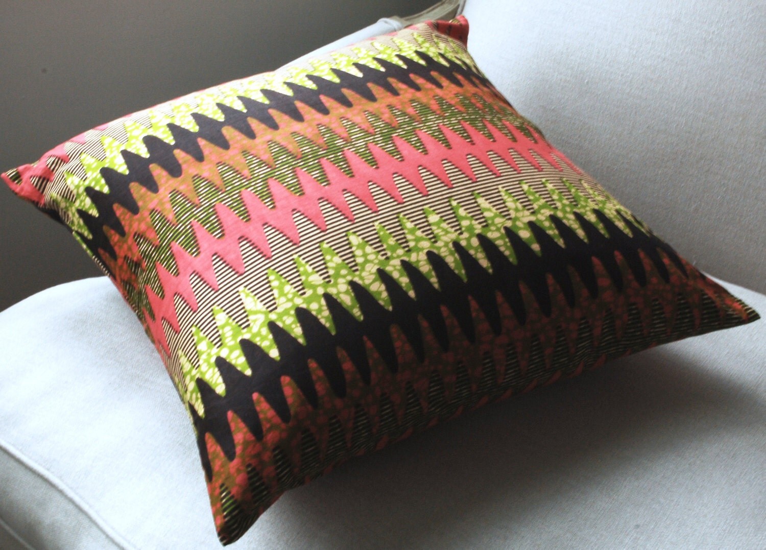 SALE Missoni style Throw pillow cover Chic home 20 x 20