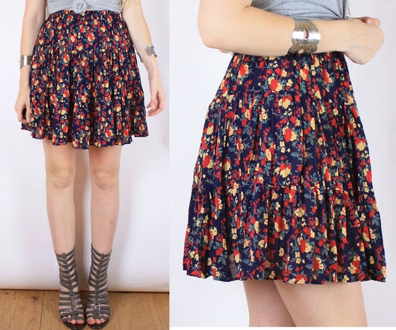 Vintage 90s Grunge Floral Full Mini Skirt by dreamingneon on Etsy