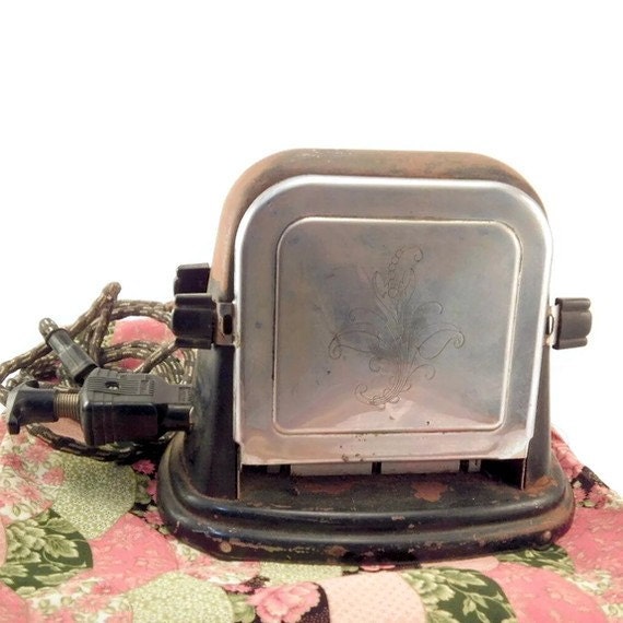 Antique 1930s Bersted WORKING Electric Toaster