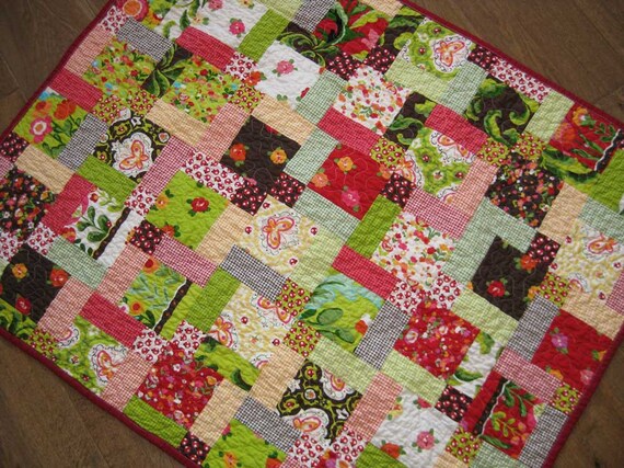 Oops A Daisy Baby Quilt Handmade