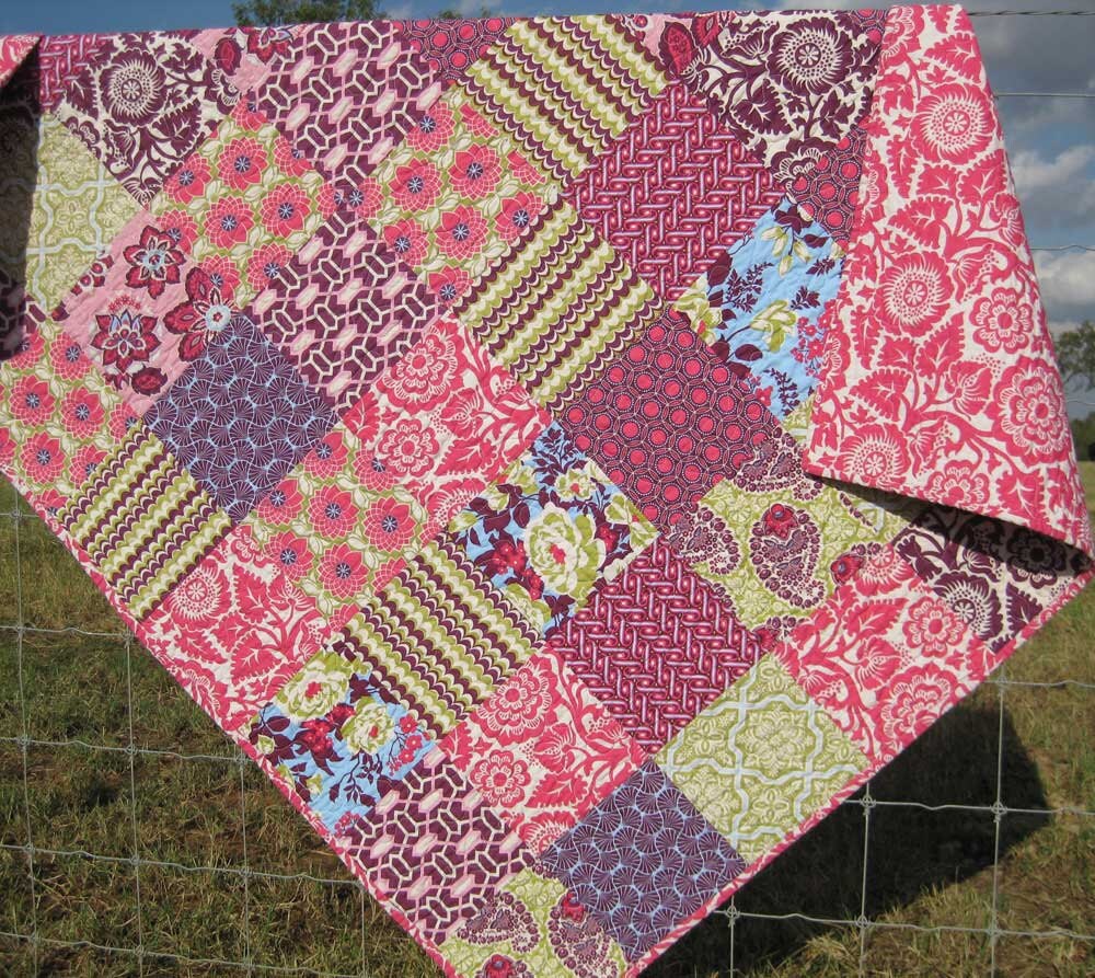 Heirloom Throw Quilt