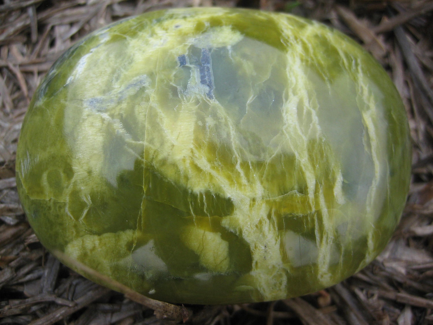 Beautiful Serpentine Polished Palm Stone by TheLovelyLittleWitch