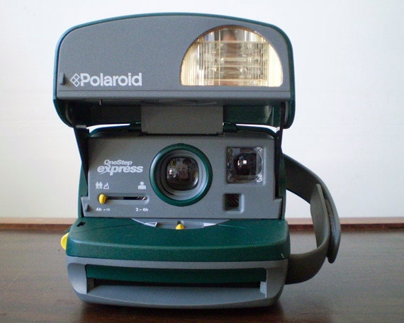 Green Polaroid OneStep Express 600 Camera Film Tested