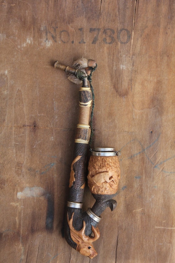 Vintage 1920's German wooden carved pipe with deer scene
