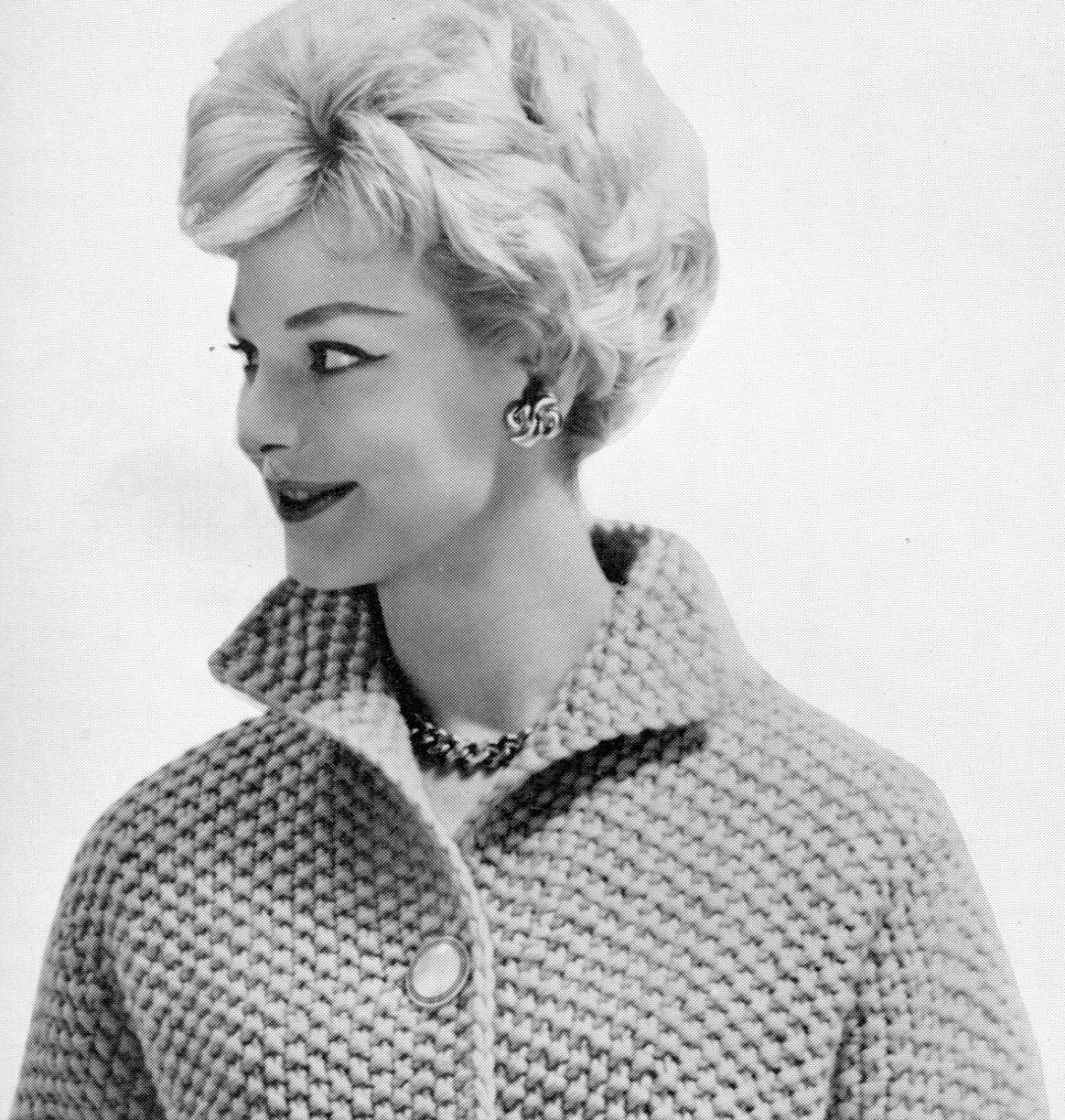 Womens Bulky-knit Cropped Seed-Stitch Jacket PDF