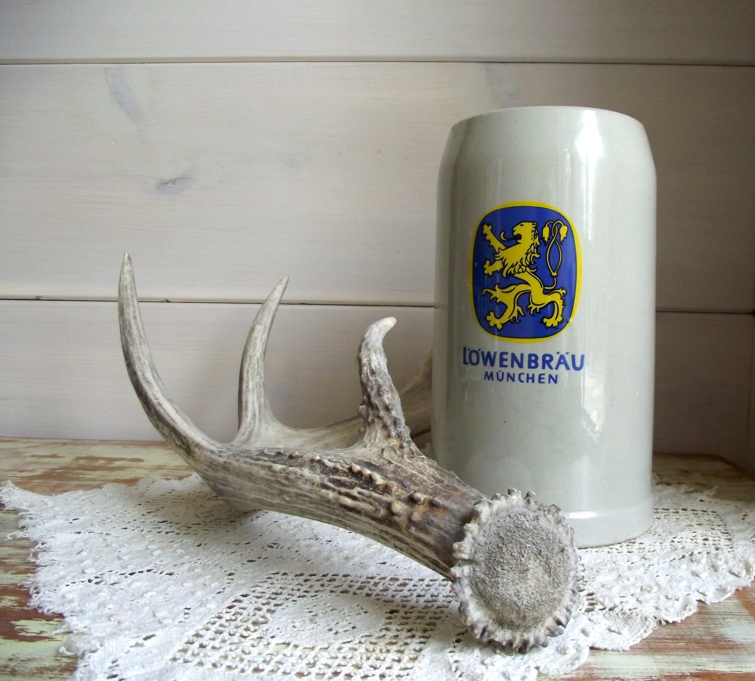 Lowenbrau Beer Stein 1 Liter Vintage Stoneware Souvenir