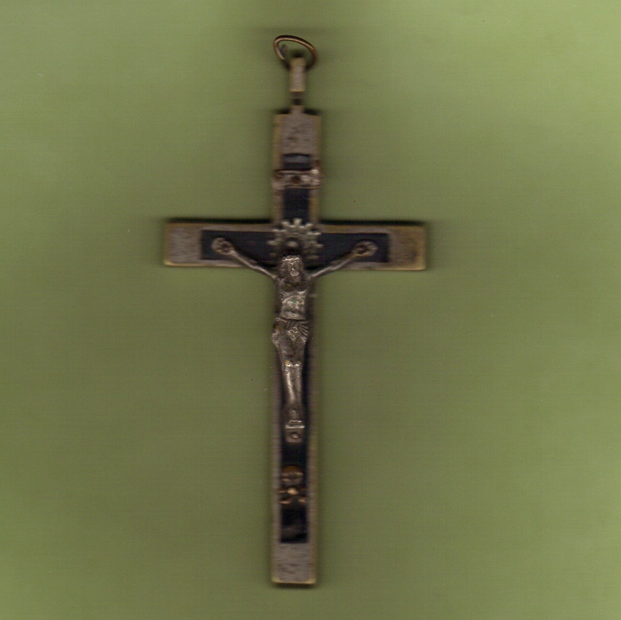 List 90+ Pictures crucifix with skull and crossbones at bottom Updated