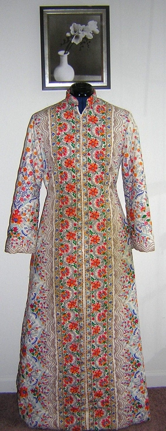 Vintage CHRISTIAN DIOR quilted polyester / silk robe kaftan