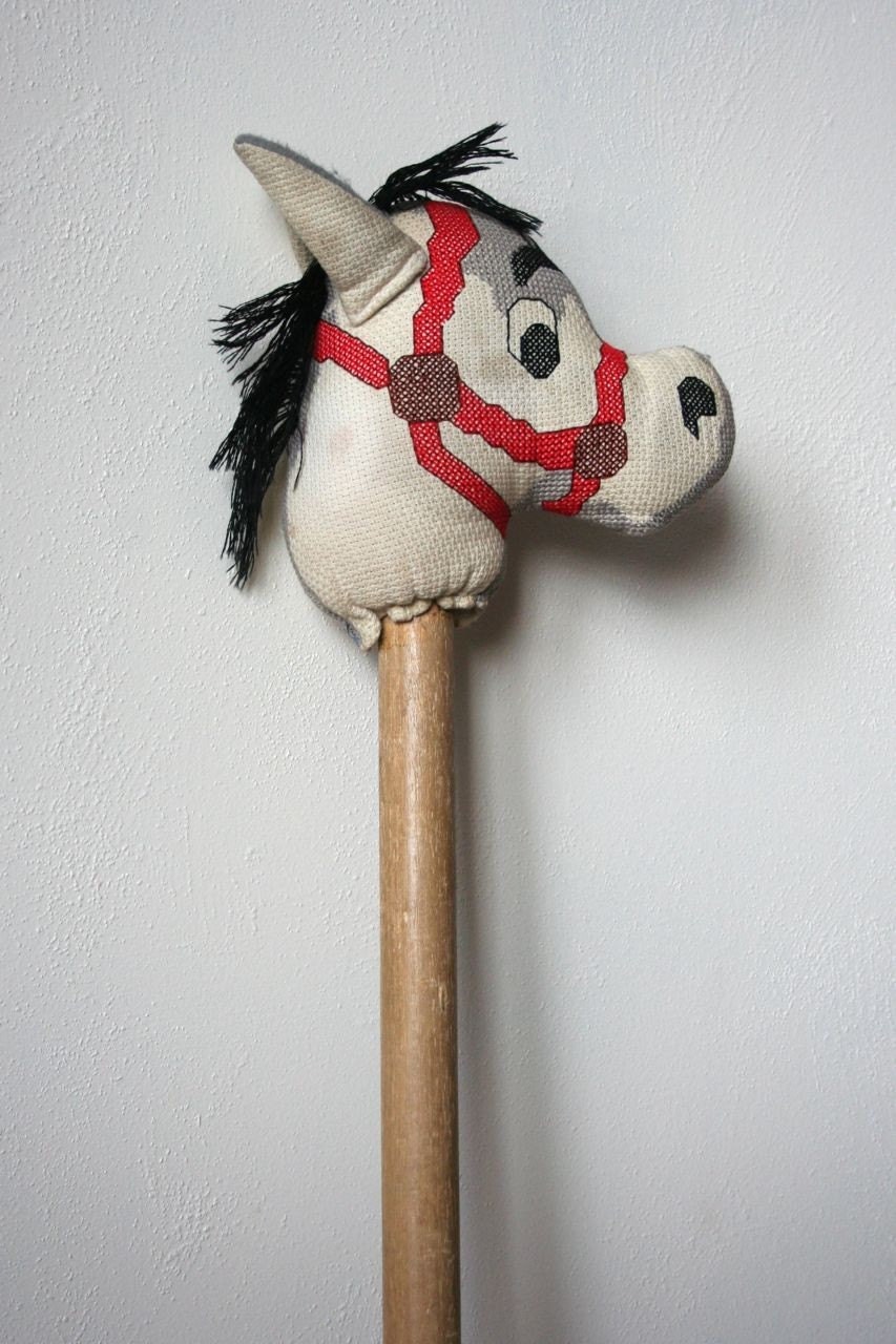 Vintage Folk Art Broomstick Pony Toy by 2cool2toss on Etsy