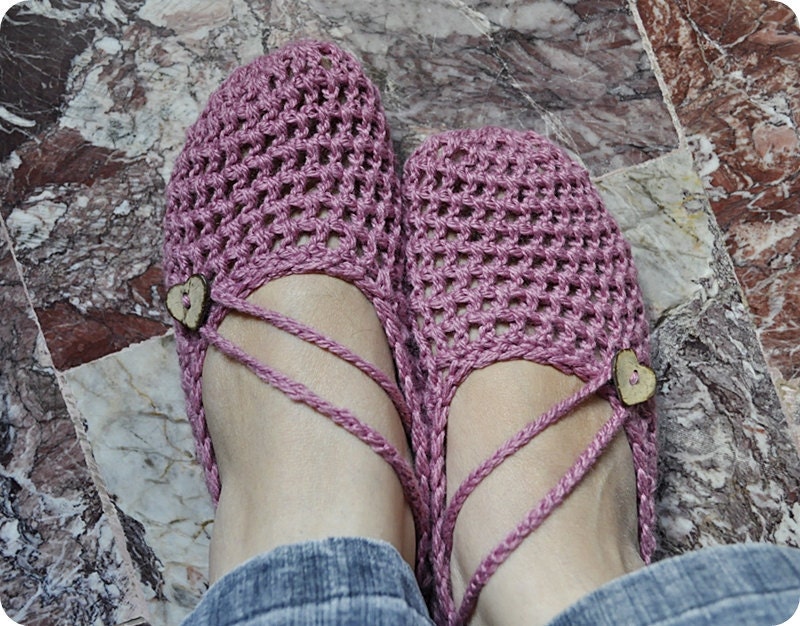 Crochet Mary Jane Slippers Mauve by IsabelleKnits on Etsy