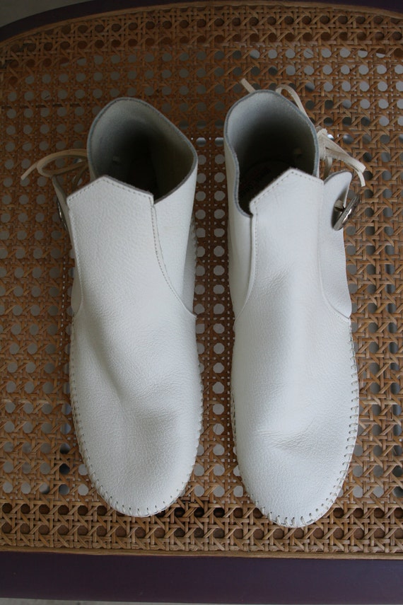 clarks ambyr glow