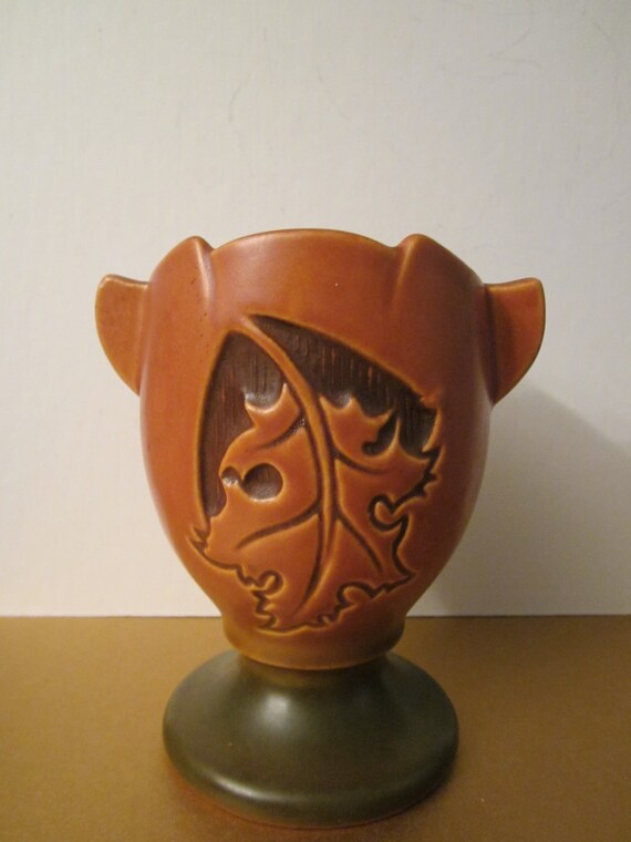 Roseville Pottery Silhouette Vase 7795