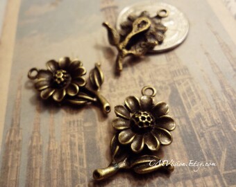 20pcs of Antiqued Bronze Detailed Sunflower Charms Pendants Drops HK9021-M05