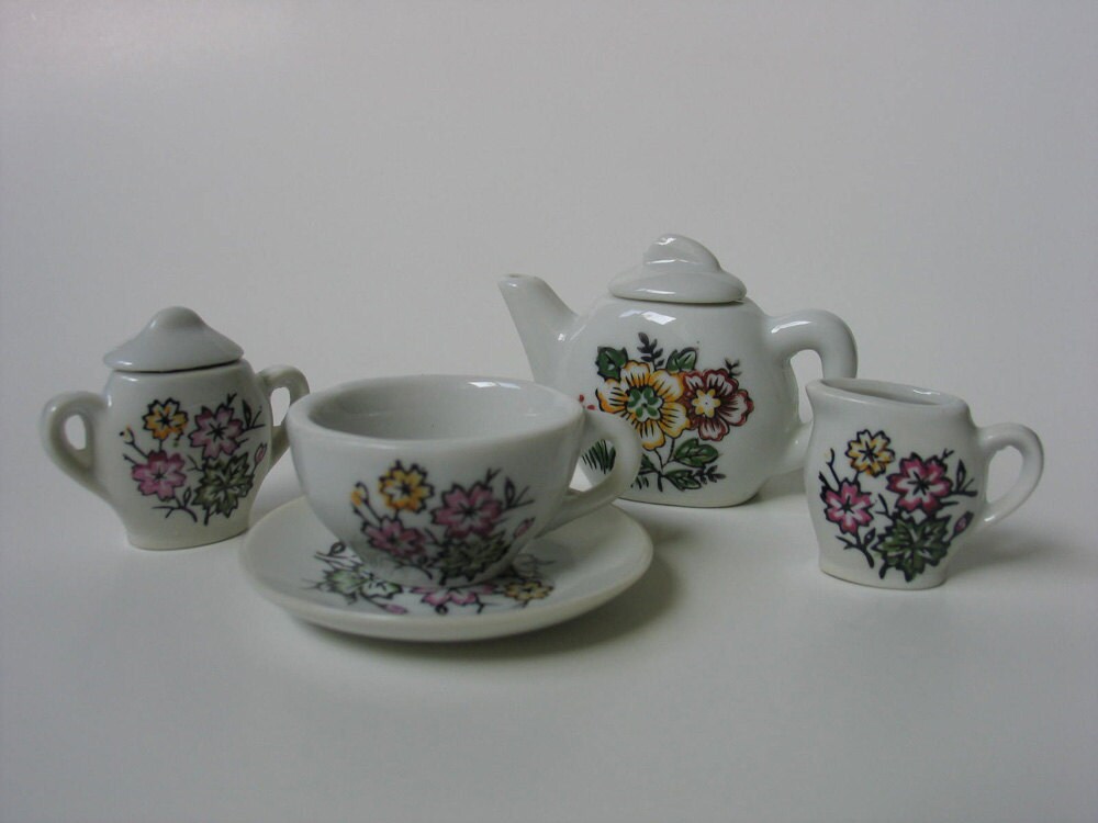 Vintage early 1970s Toy China Tea Set made in Japan