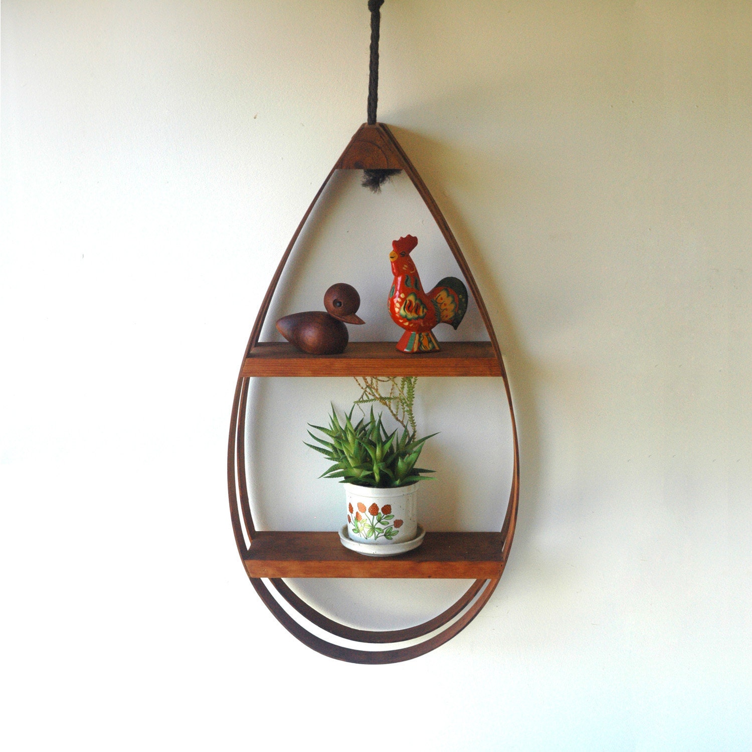 Hanging Teardrop Shelf