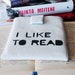 Kindle 4 case cover sleeve handmade with magnetic closure, I like to read
