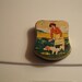 RARE Vintage 1902-1910 Lithographed French Mint Tin: A Woman Hunting With Her Dog - Magnificent