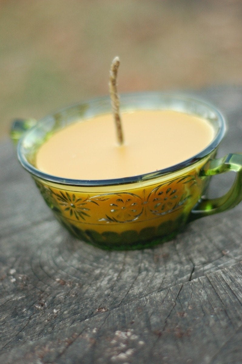 Beeswax candle hemp wick