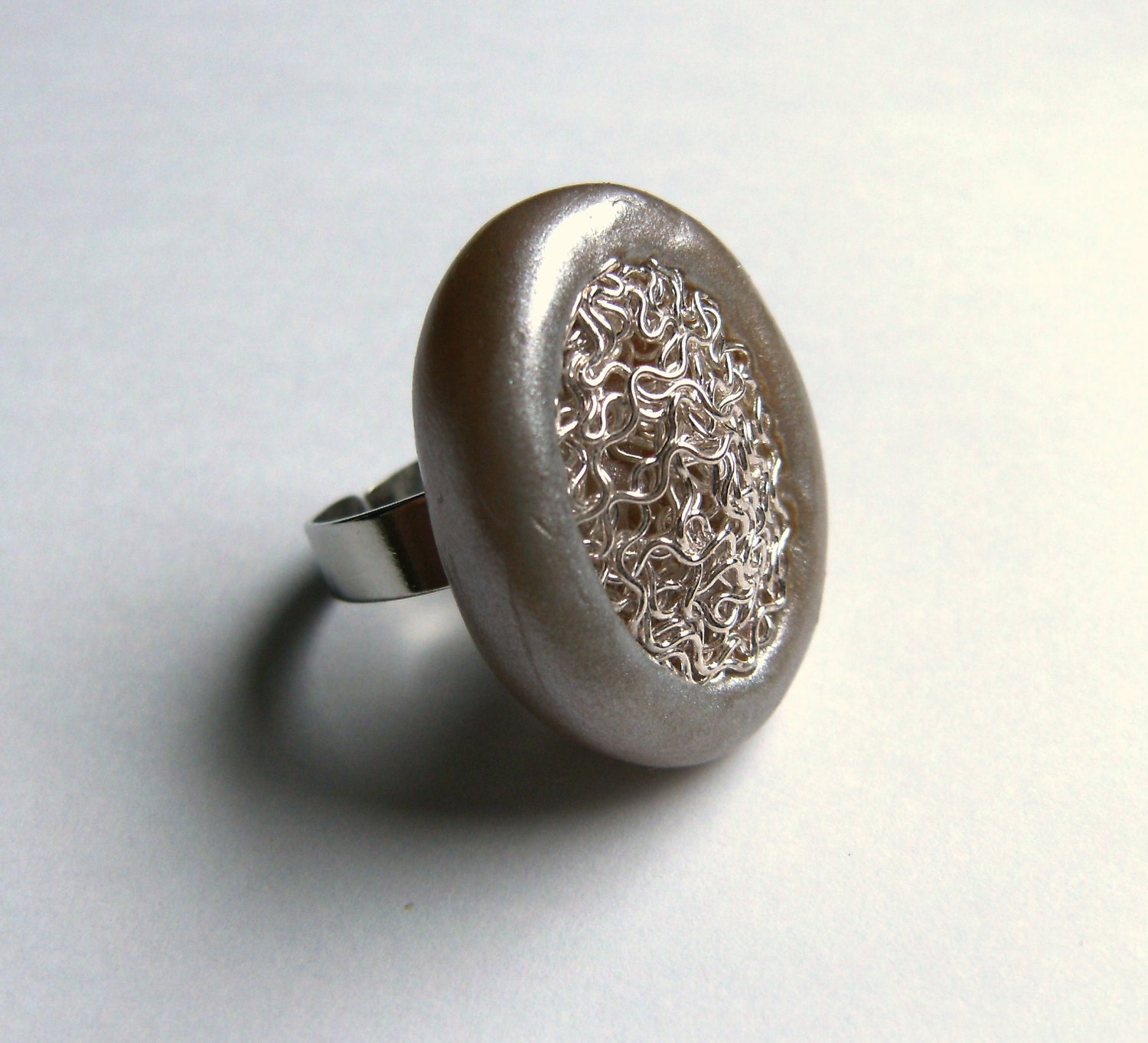 Bright silver powder oval ring Weaving