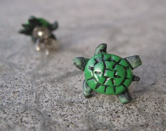 Miniature Animal Earrings... Green Turtles