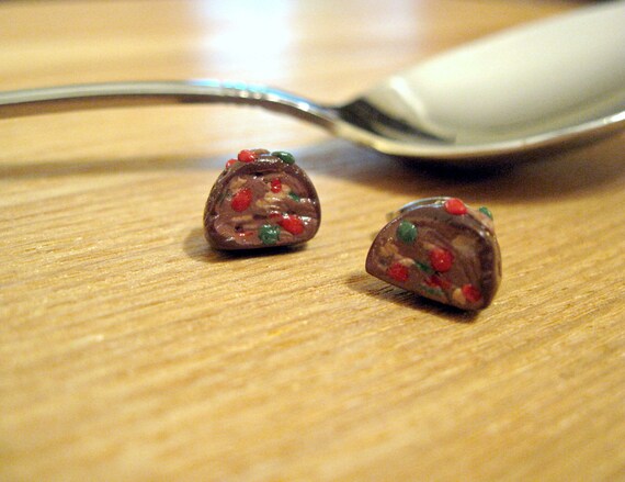 Fun Food Earrings... Fruitcake