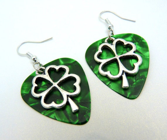 Items similar to St. Patrick's Day Earrings - Lucky Four Leaf Clover ...