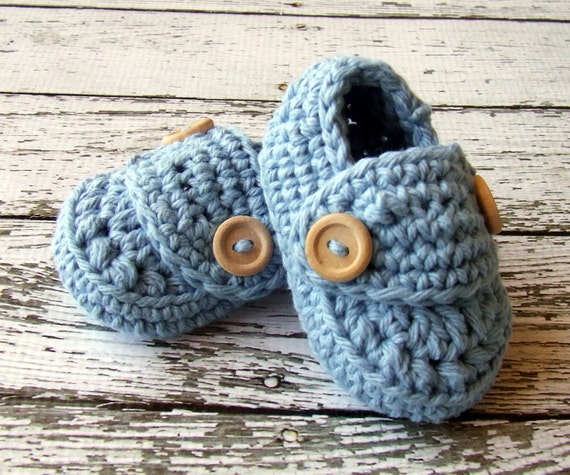 Button Loafers Baby Booties in Light Blue by mamamegsyarnshoppe