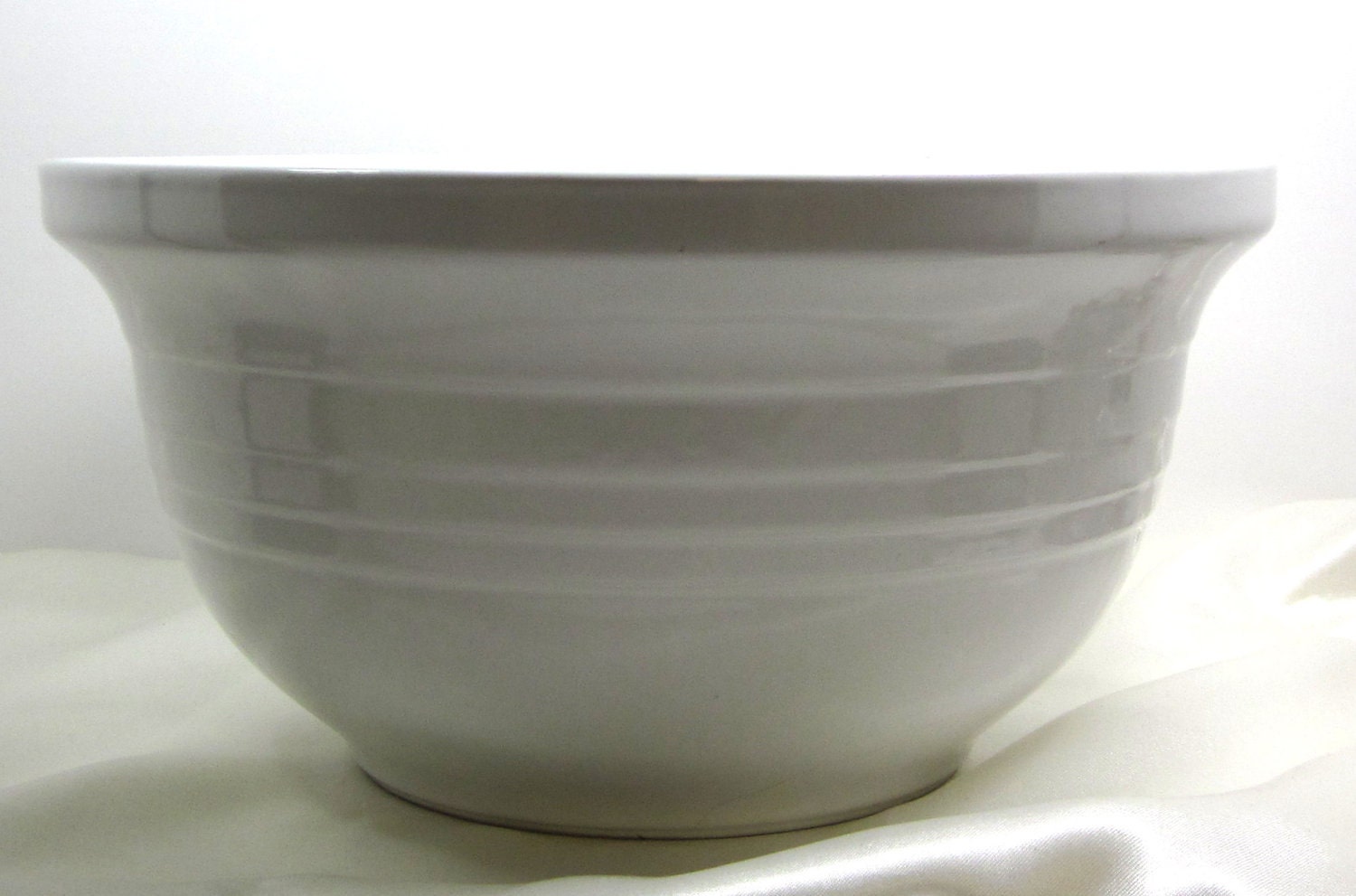Vintage Ceramic Mixing Bowls White Bowl Fruit Bowl Country