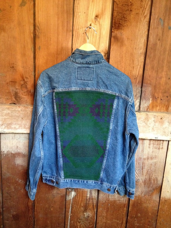 Items similar to Vintage Levis Blue Denim Jacket, Native American ...