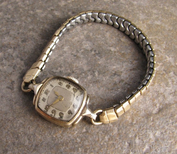 Vintage Pre 1950s Ladies Wittnauer Watch