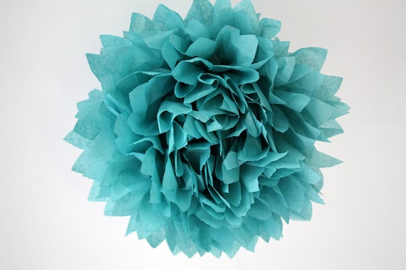 Tissue pom ... Carribean Blue ... 1 paper pompom Il_570xn