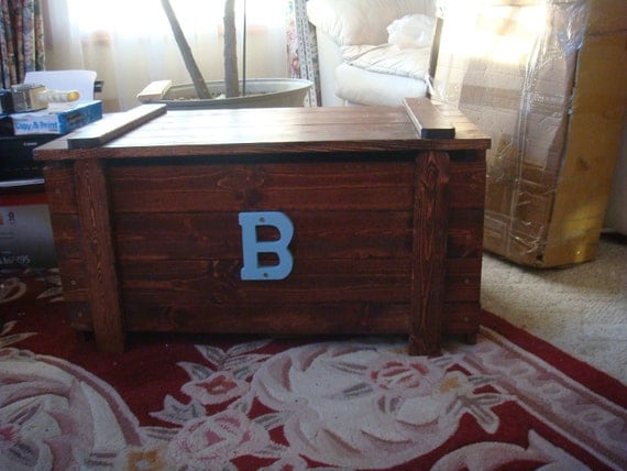 toy box blanket box