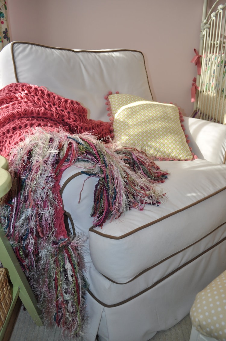 Cottage Chic Rose Pink Throw Blanket. Shabby Chic by CricketsHome