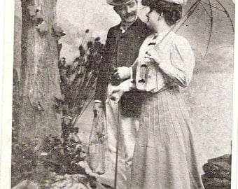 Dated 1910s French Romance postcard "Déjeuner sur l'herbe"