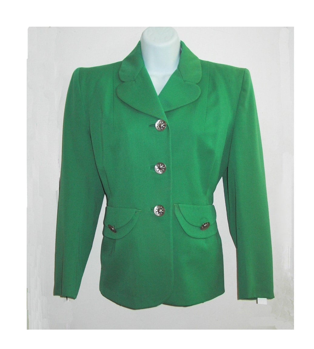 1940's Vintage Suit in Kelly Green by fifisfinds on Etsy