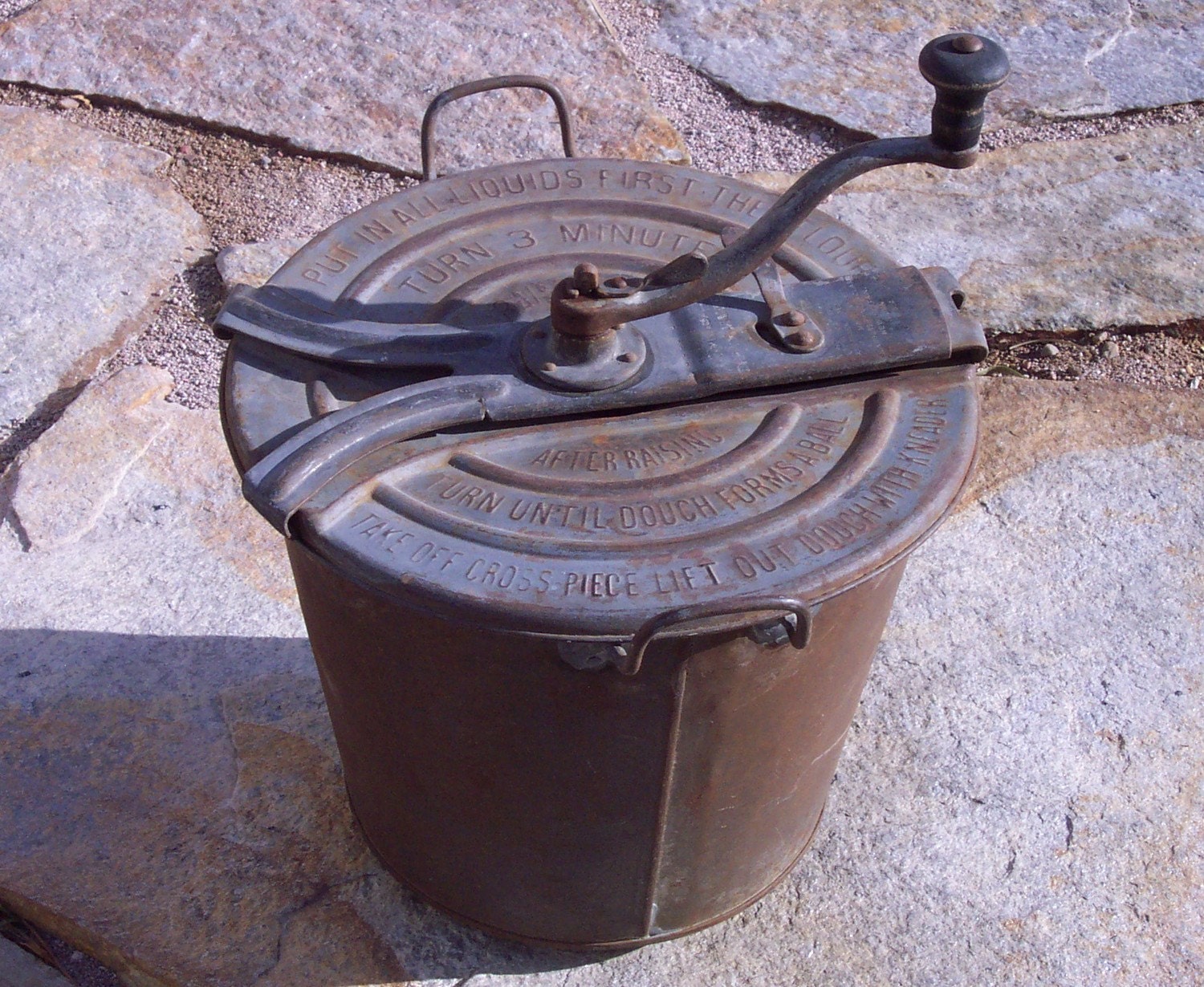 Vintage Bread Maker Universal 1903