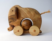 Wooden pull toy eco friendly - ELEPHANT ELLIE