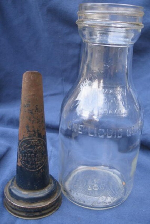 Vintage Motor Oil Bottle with Master Spout Man Cave Mantique