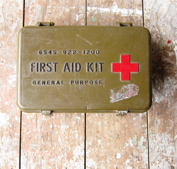 Vintage Military First Aid Kit FREE by WhatsNewOnTheMantel on Etsy