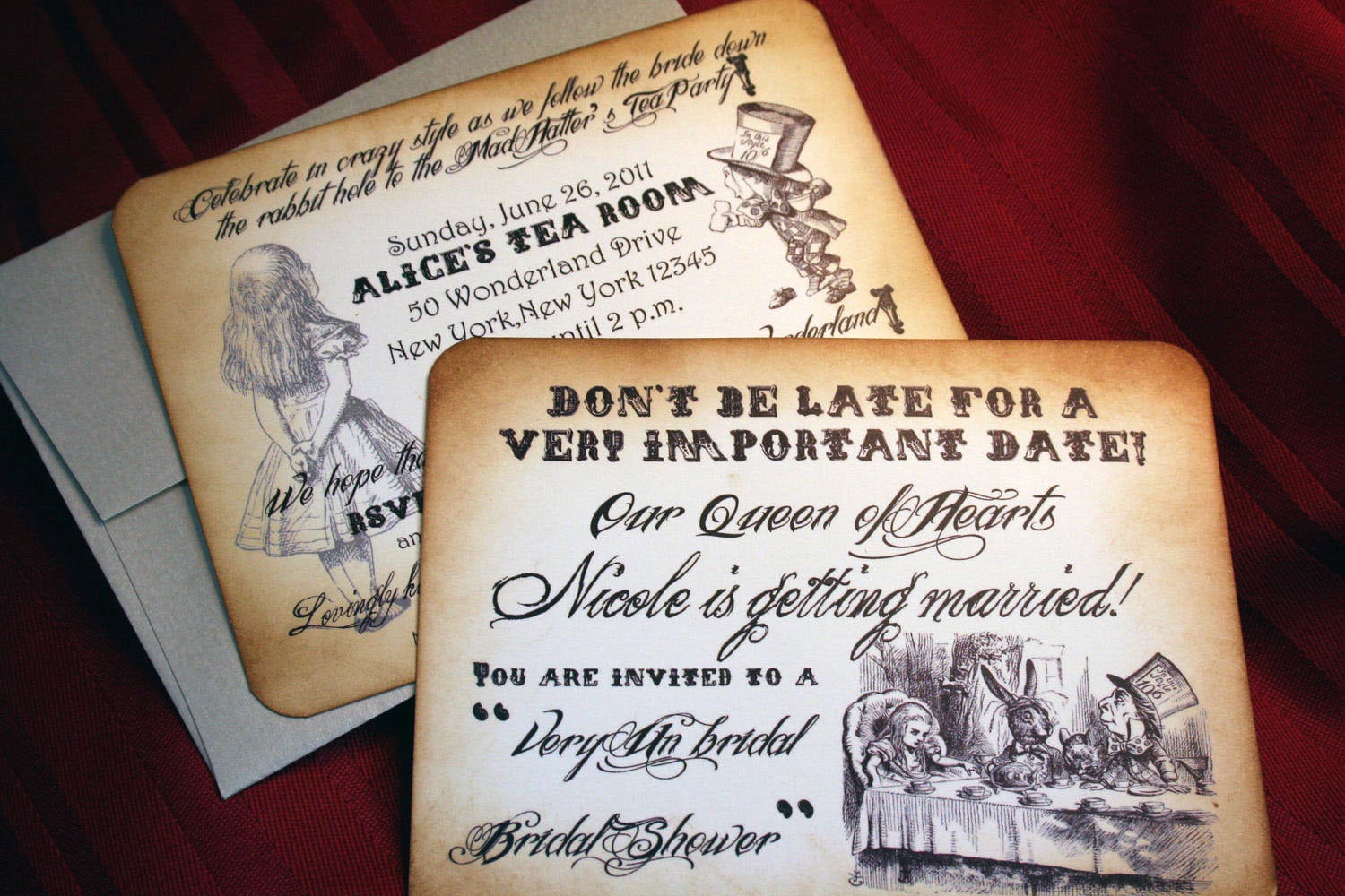 Alice In Wonderland Invitations 4