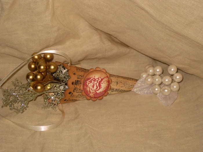 Handmade Christmas Party Favor Cone Wedding Shower Party Favor ECS