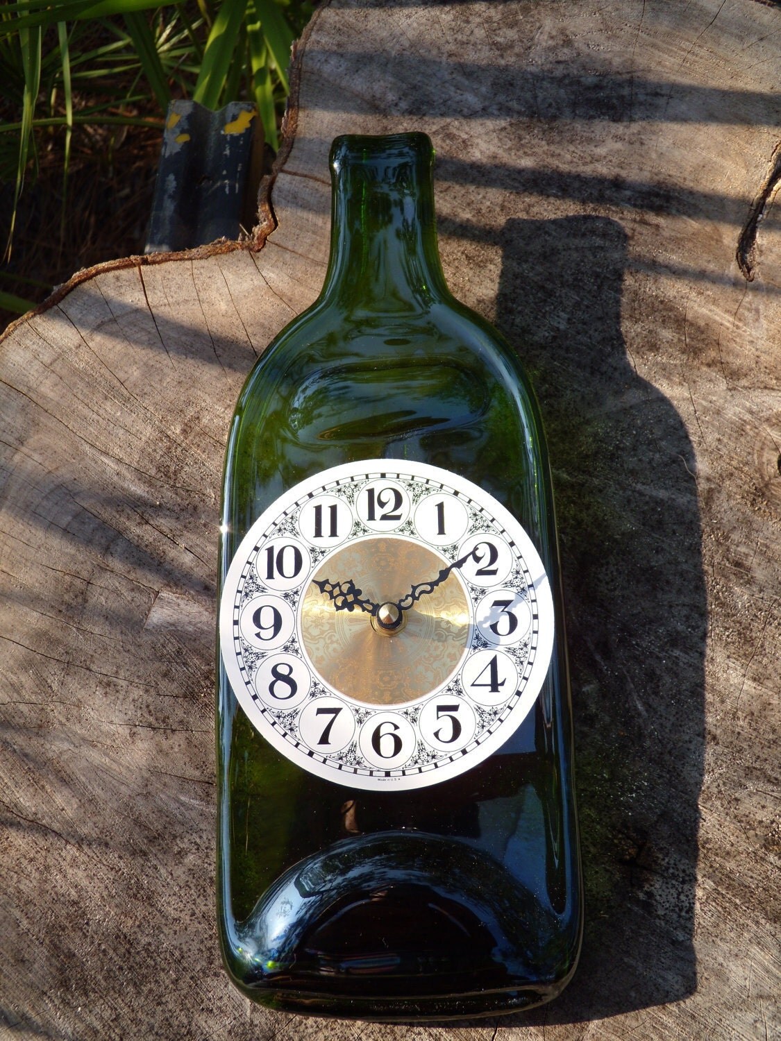 recycled wine bottle wall clock item 1151