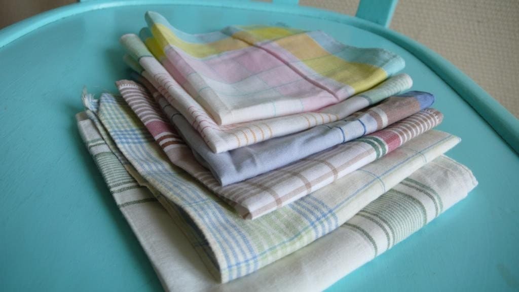 Vintage handkerchiefs napkins handmade by ancienesthetique on Etsy