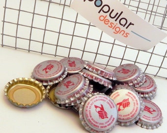 20 diet 7UP Vintage Unused Soda Pop Bottle Caps scrapbook jewelry crafts pop art