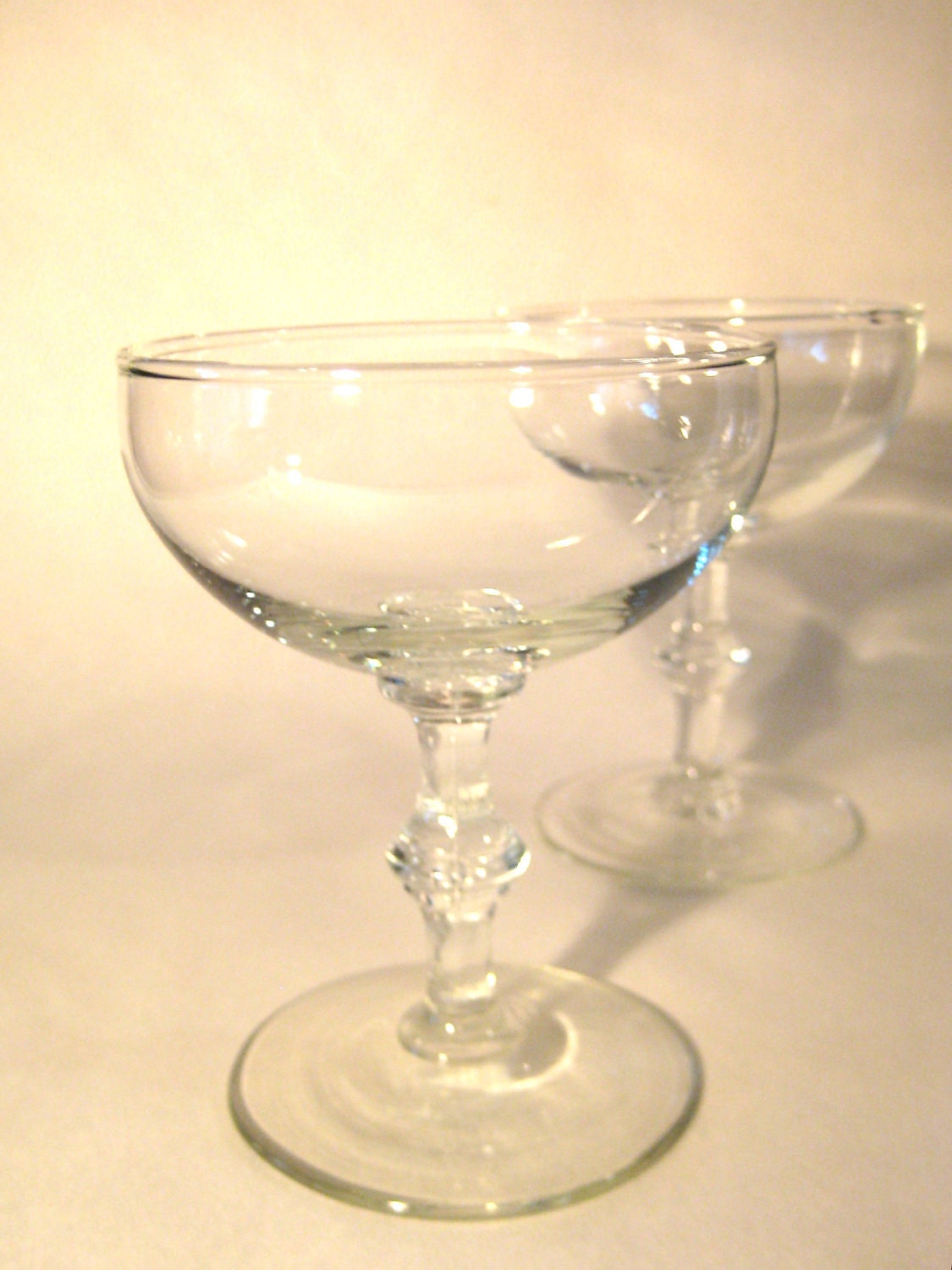 Champagne Coupes Vintage 7